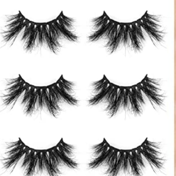 15 pairs the Mystery of False Eyelashes with Our MYSTERY BOX - Picture 9 of 14